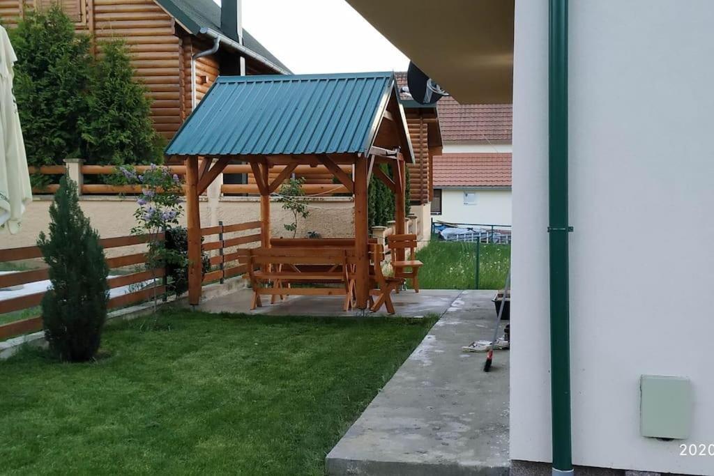 Apartmani Vuk 2 Kolasin Exterior photo